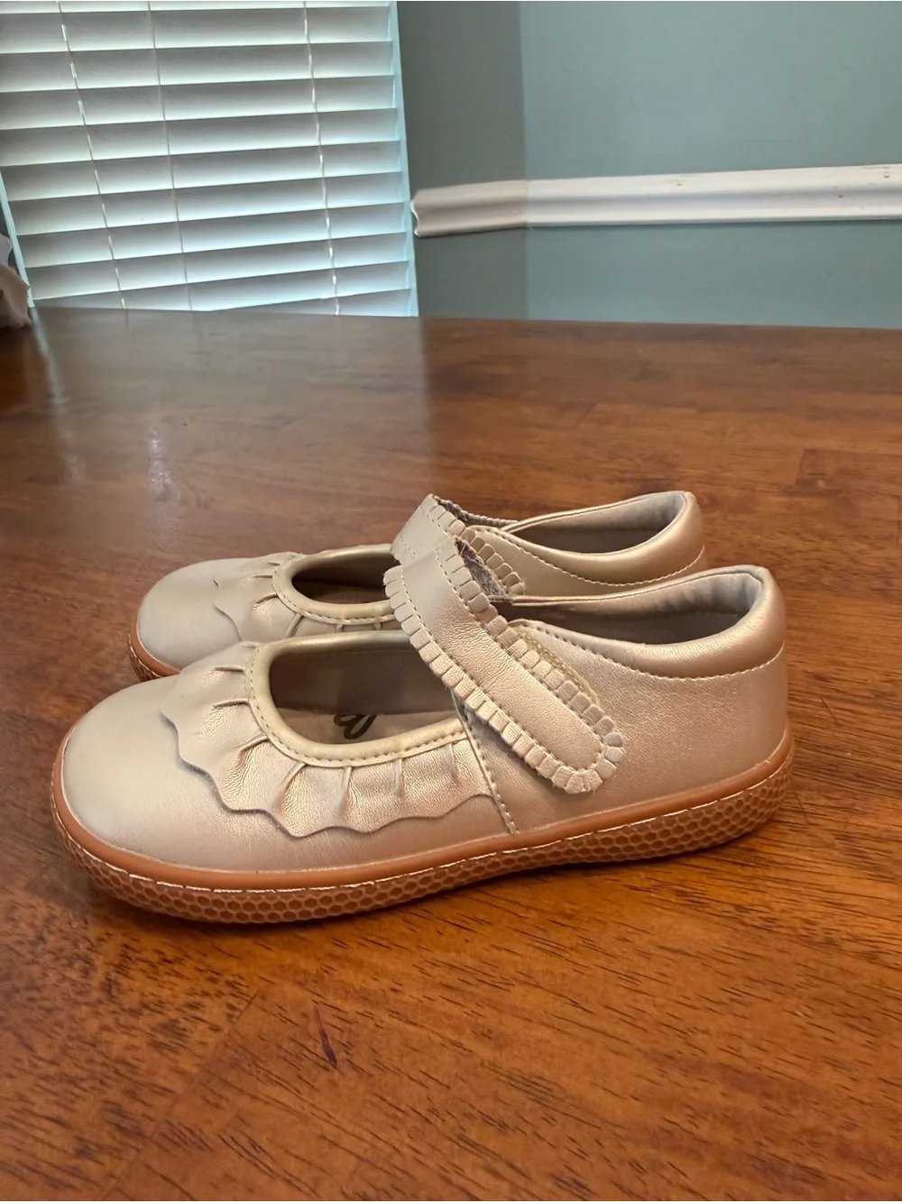 Livie & Luca Ruche Champagne Metallic Leather Mary Jane Shoes Girls 12